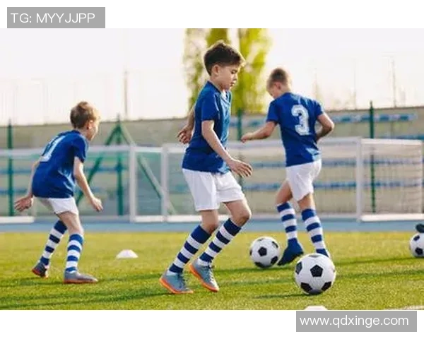 宝宝足球wu带你领略足球的乐趣与成长之路，开启孩子的运动梦想与团队精神