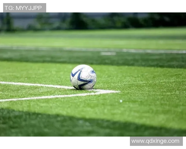 大熊足球带你领略激情四溢的绿茵场景与团队合作的魅力